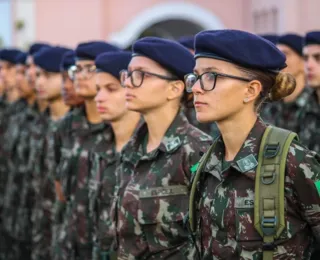 Exército defende veto a mulheres e alega "fisiologia feminina"