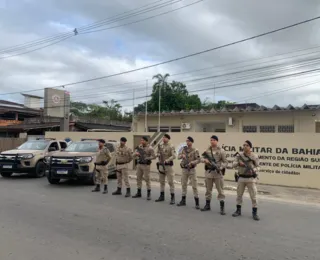 PM liberta reféns e prende integrante de quadrilha em Camacã