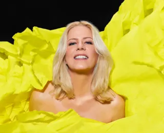 Paula Toller – “Amorosa”