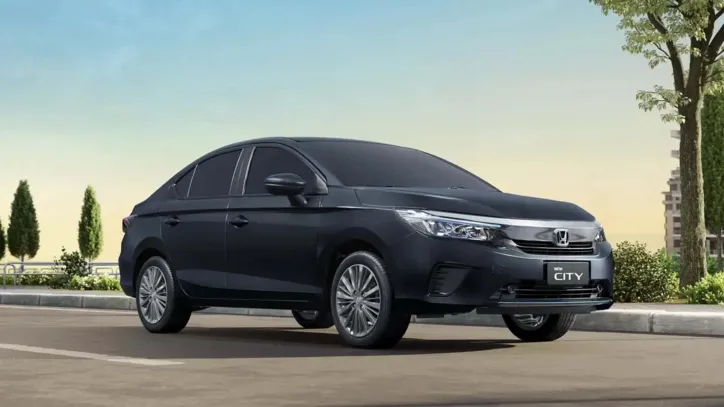 City hatch e sedã  equipados com motor 1.5 de 125 cv