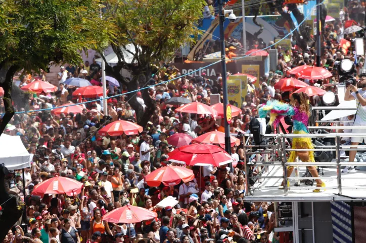 Pipoca de Ivete Sangalo no carnaval de Salvador