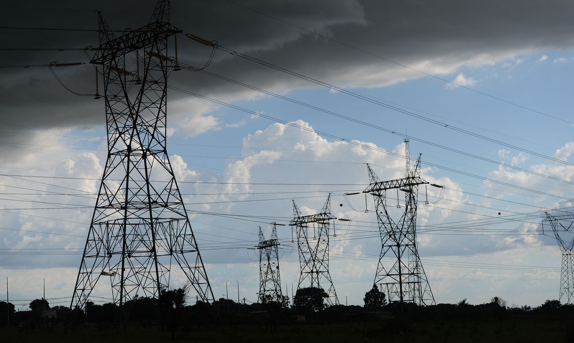 Conta De Luz Deve Aumentar 56 Em 2024 Diz Aneel 9263