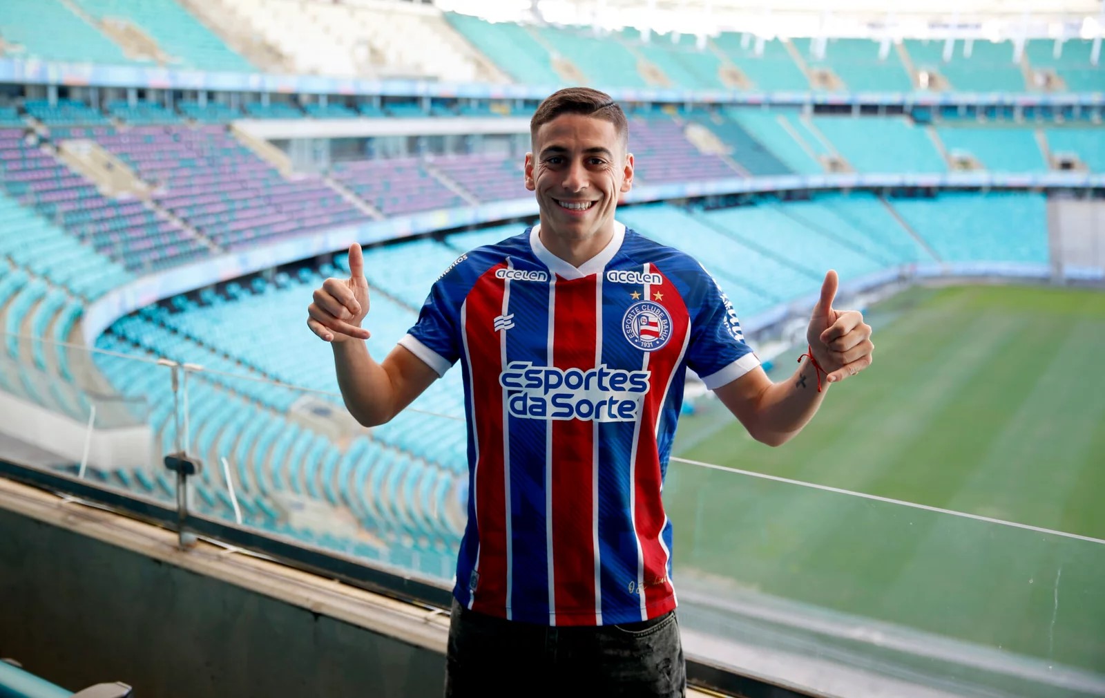 Lateral Do Bahia Confirma Proposta De Time M xico E Avalia Situa o lateral-do-bahia-confirma-proposta-de-time-m-xico-e-avalia-situa-o