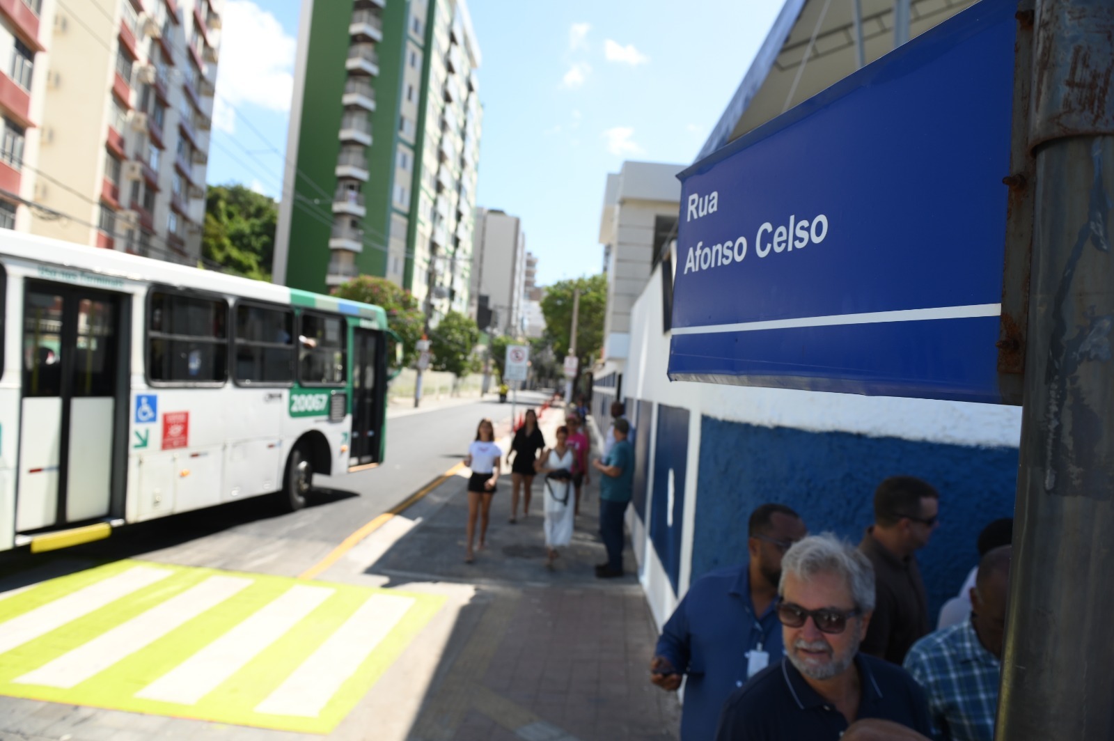Obra de requalificação da Rua Afonso Celso é entregue