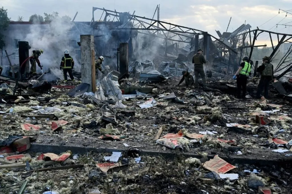 Ao menos oito pessoas morreram e 18 ficaram feridas em bombardeio russo