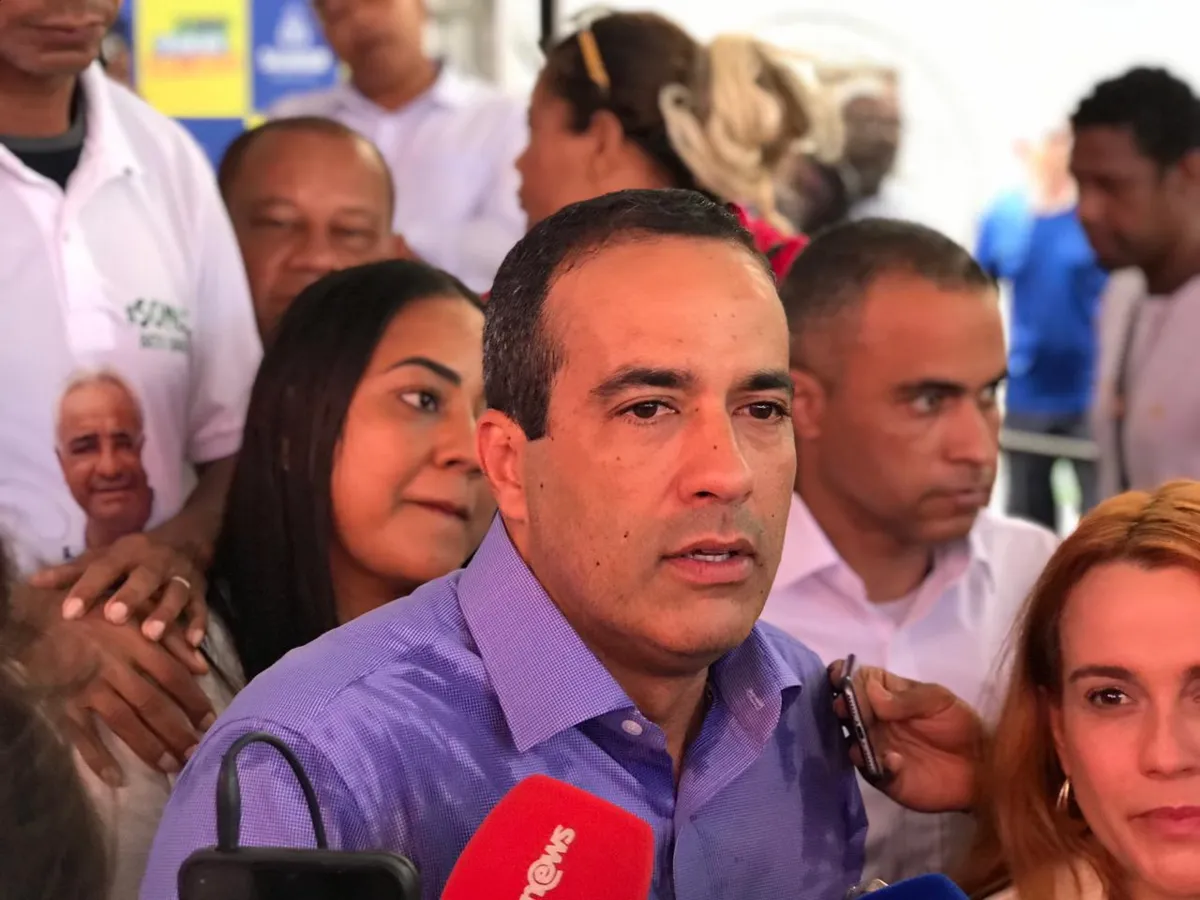 Lupi chegou em Salvador nesta sexta para uma reunião com o executivo do partido