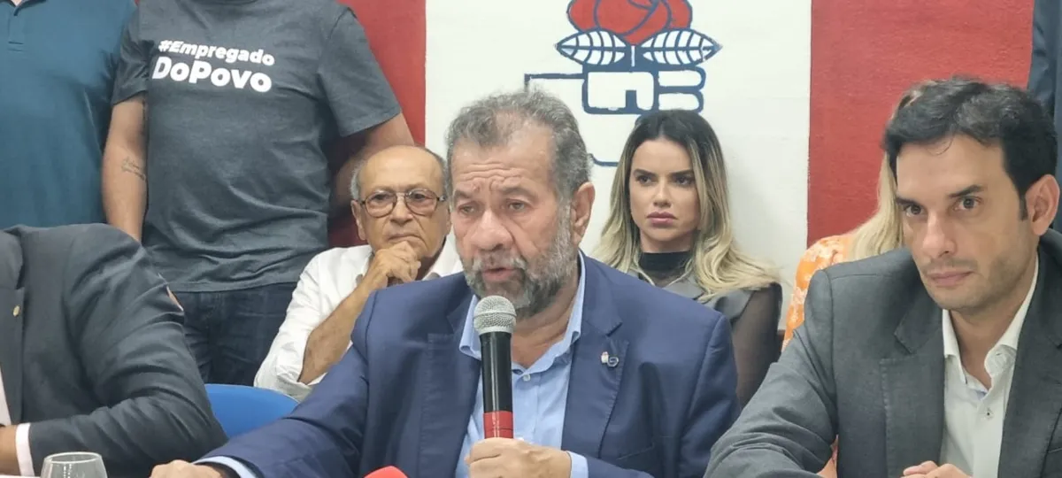 Imagem ilustrativa da imagem Carlos Lupi endossa nome de Prates para 2028 e quer Félix no Senado
