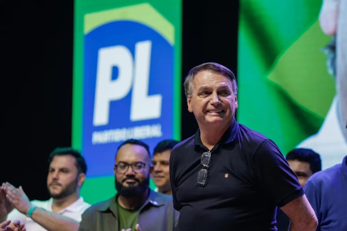 Bolsonaro encontra pré-candidatos do PL e apoiadores em Salvador, na Igreja Batista Caminho das Árvores