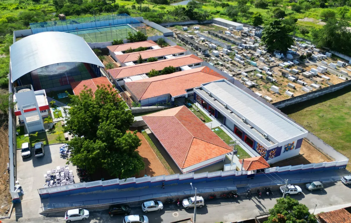Escola em tempo integral é entregue pelo Governo do Estado em Macajuba | A  TARDE