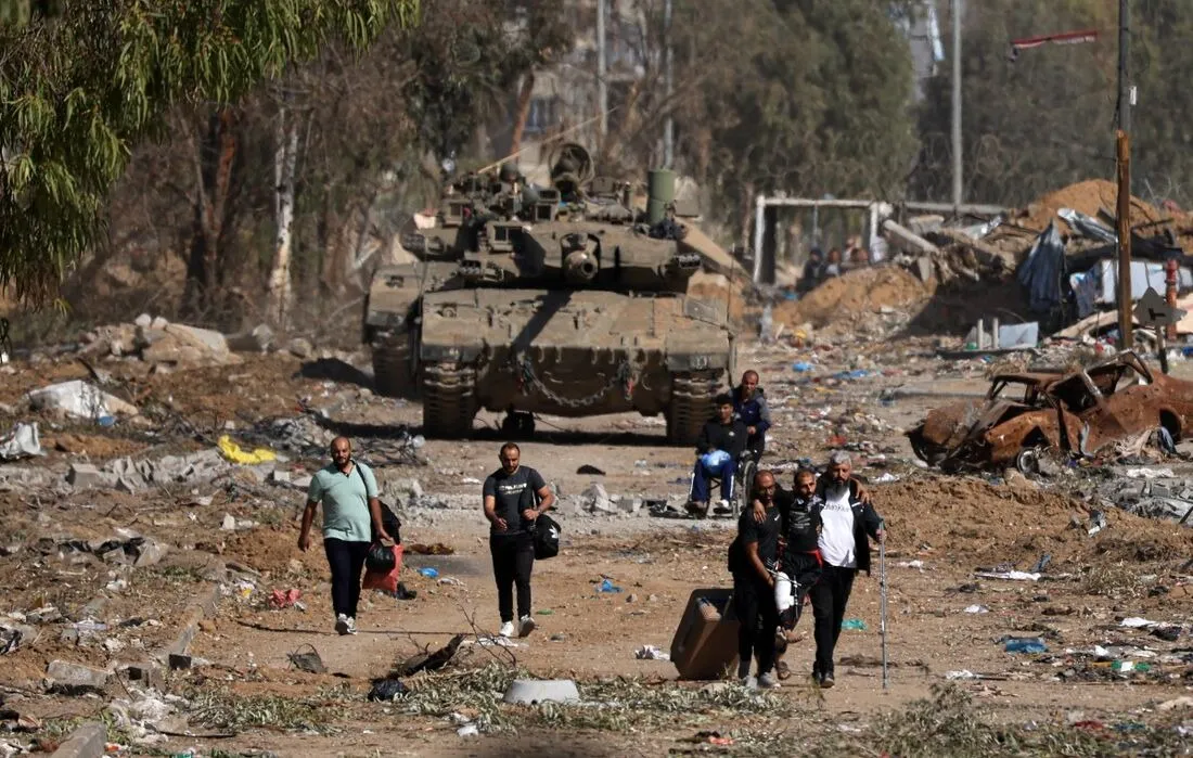 Exército de Israel deixa rastros de destruição em hospital de Gaza