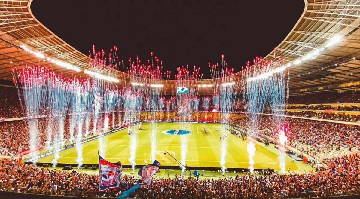 Torcida do Fortaleza faz feta na Arena Castelão