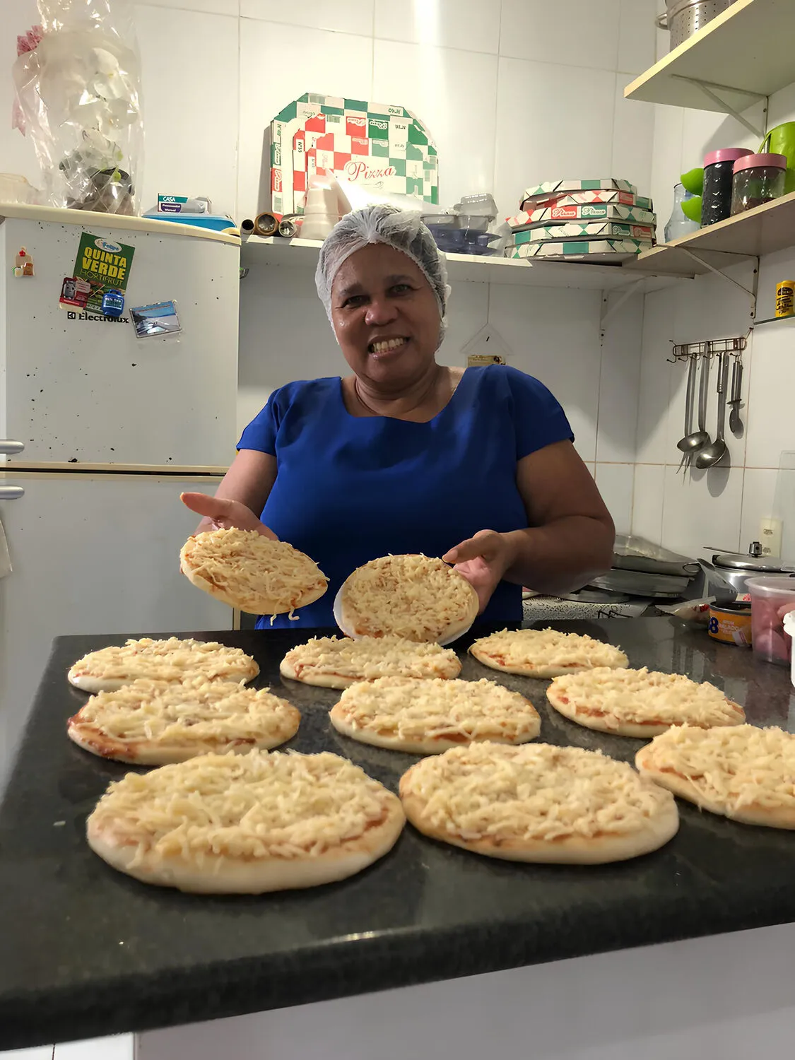 Irinalva trabalha com entrega de pizzas e elogia o CrediBahia Mulher: ‘Investi 
em insumos’