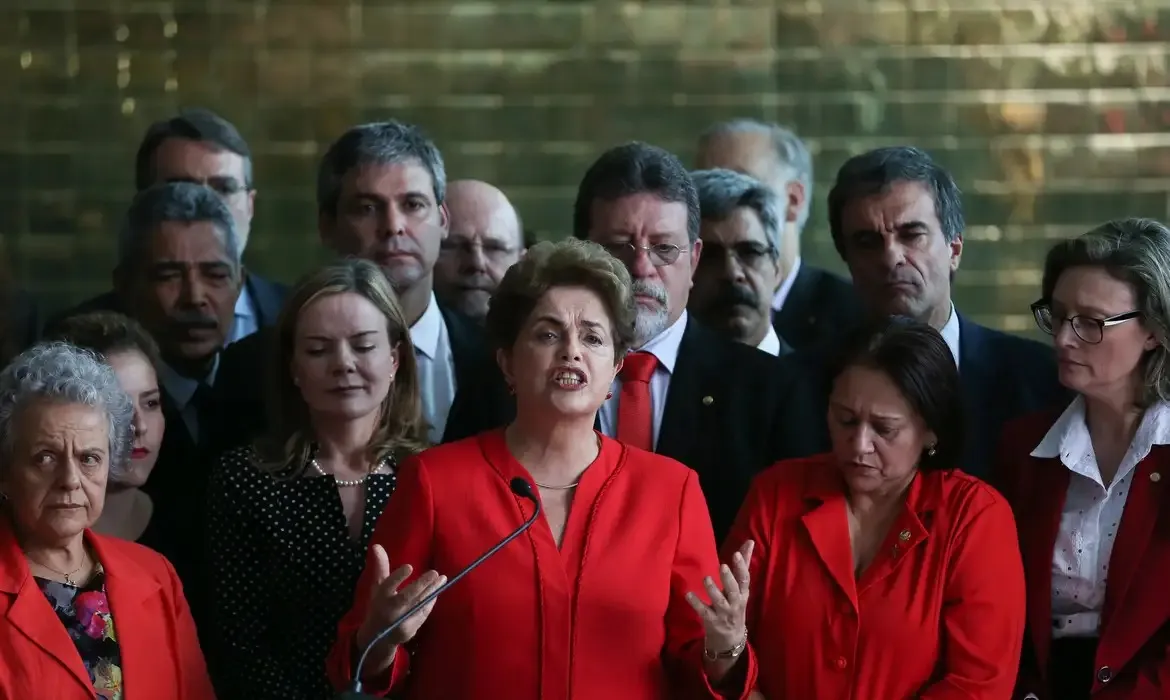 Dilma foi alvo de impeachment no segundo mandato