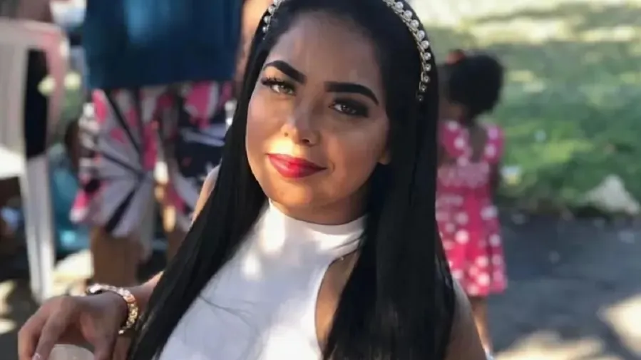 Anne Caroline Nascimento Silva morreu após levar um tiro de fuzil em abordagem policial no Rio de Janeiro