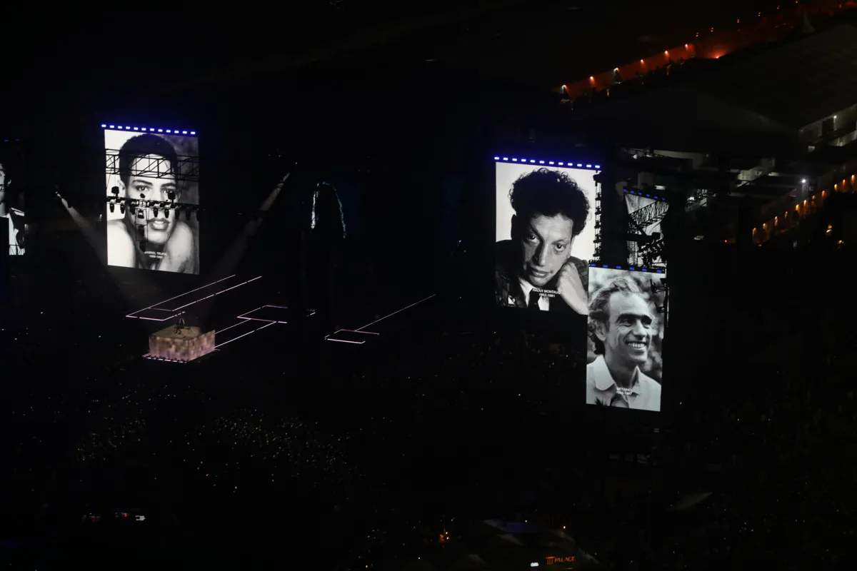 Imagem ilustrativa da imagem Madonna homenageia brasileiros vítimas da AIDS