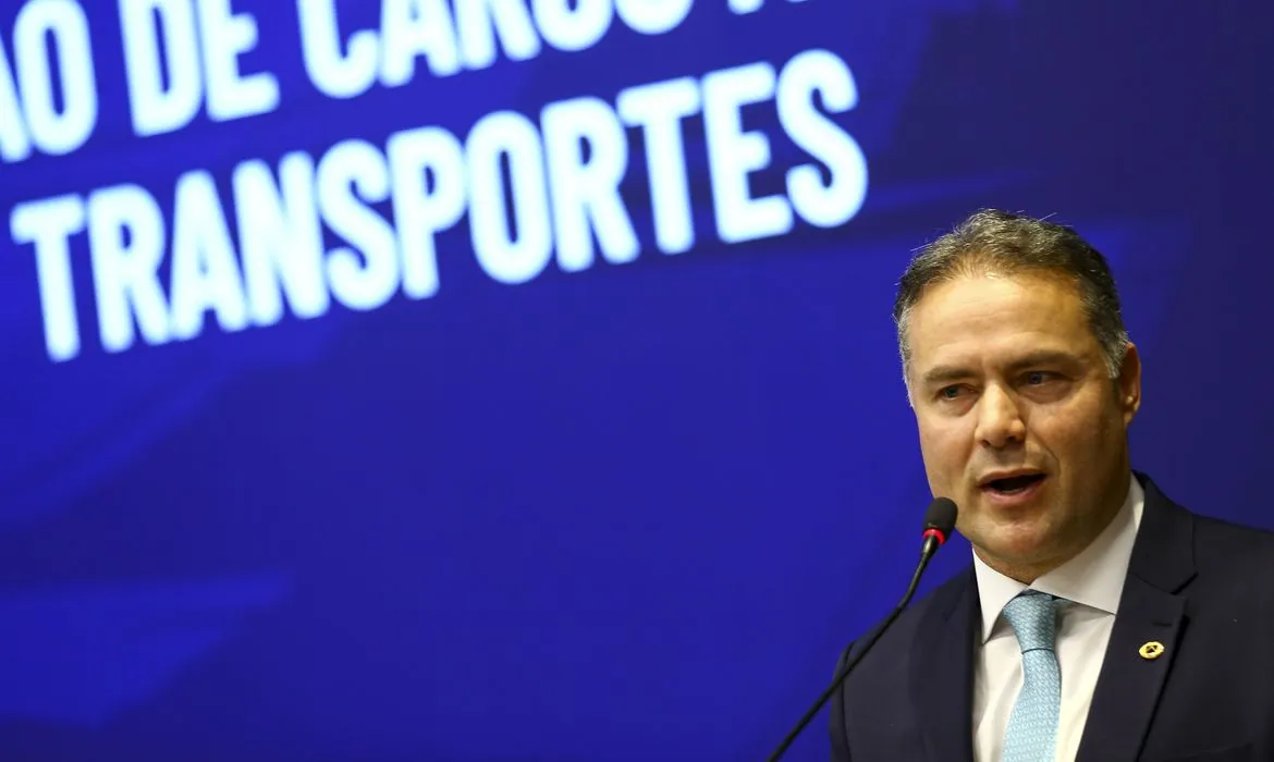 Renan Filho é ministro dos Transportes desde janeiro de 2023