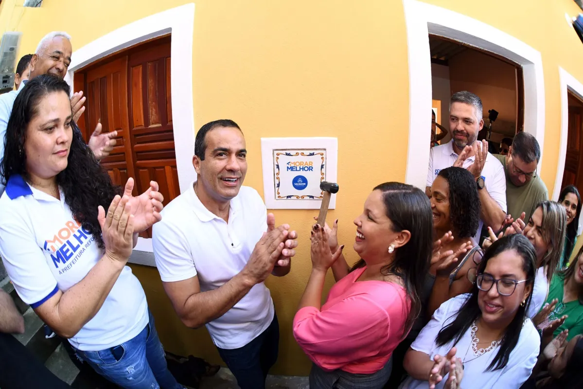 O prefeito Bruno Reis participou da entrega das casas