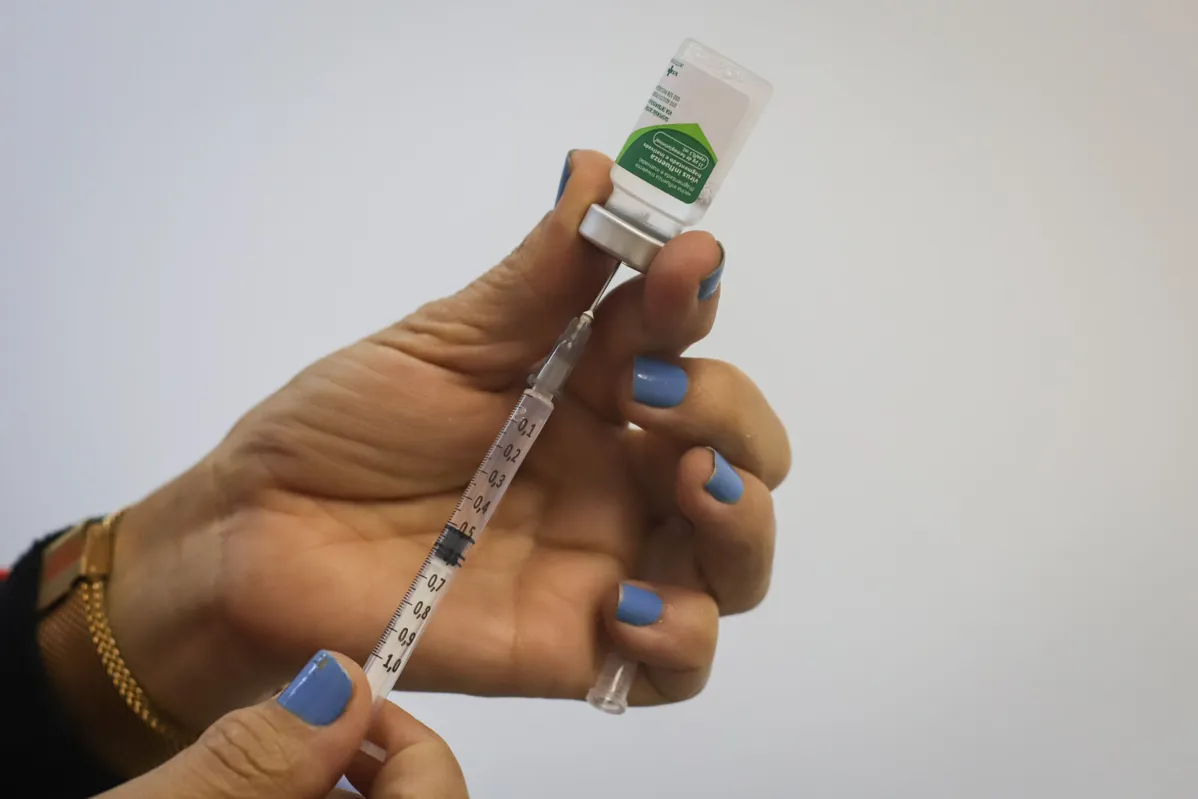 Este ano, a vacinação contra a gripe teve início do mês de março