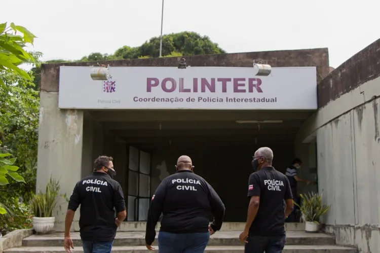 Homem foi encaminhado para a Polinter, no Centro de Salvador