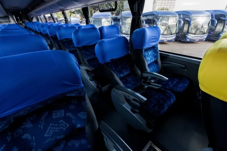 Psicóloga denuncia assédio dentro de ônibus da  Viação Águia Branca