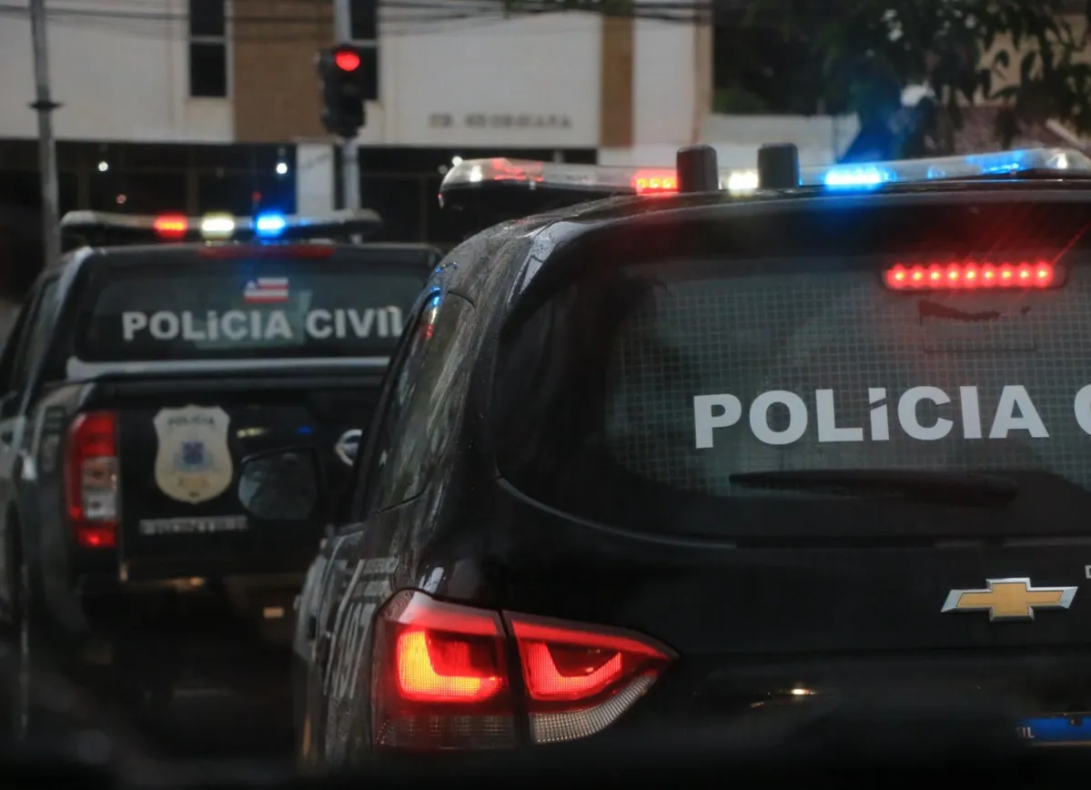 Três foram presos em Salvador e outro suspeito foi capturado em Santa Catarina