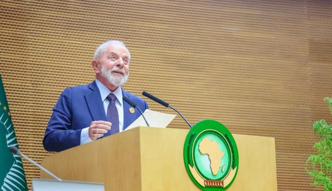 Presidente Lula fazendo discurso em Adias Abeba, Etiópia