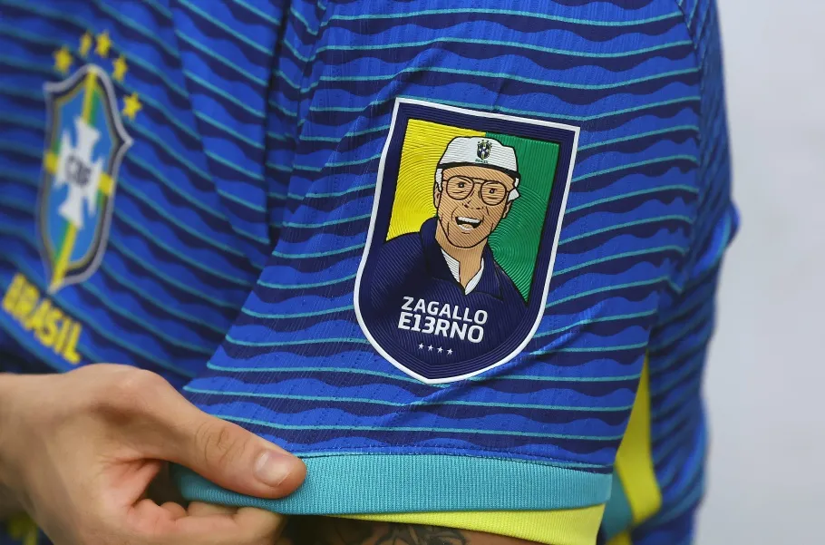 Patch em homenagem a Zagallo foi confeccionado na manga da camisa da seleção brasileira