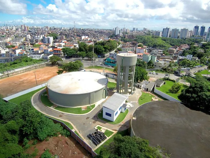 Fornecimento de água ainda vai voltar nesta noite