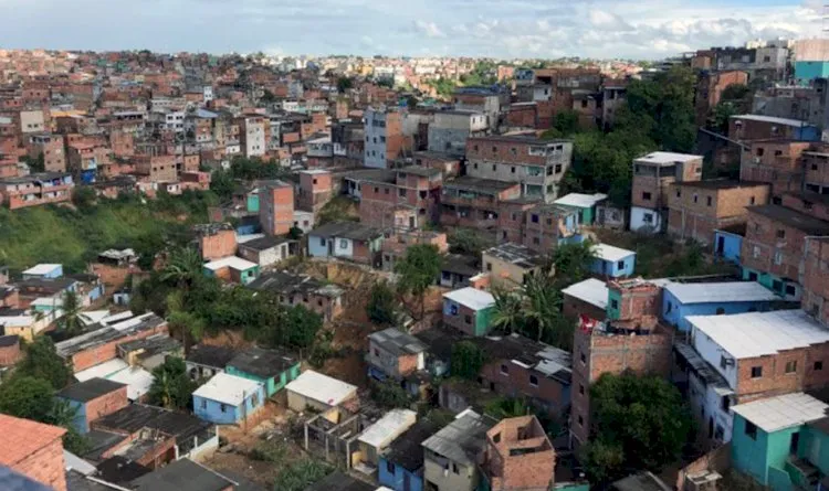 Todo o material apreendido foi encaminhado para a DAI, onde a ocorrência foi registrada