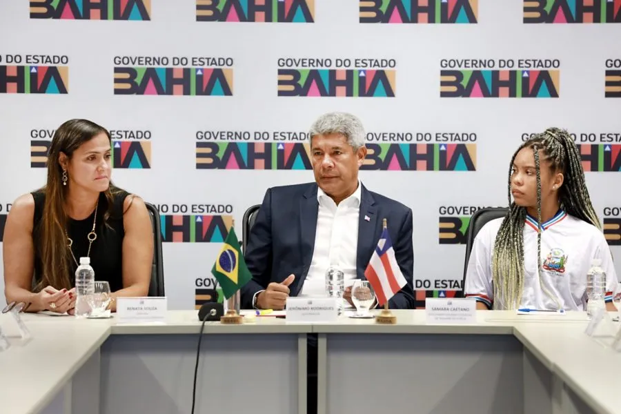 Governador da Bahia anunciou medida para estudantes da rede estadual