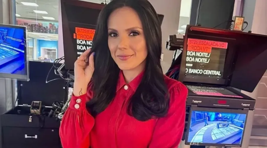 Márcia Dantas comanda o Tá na Hora, do SBT