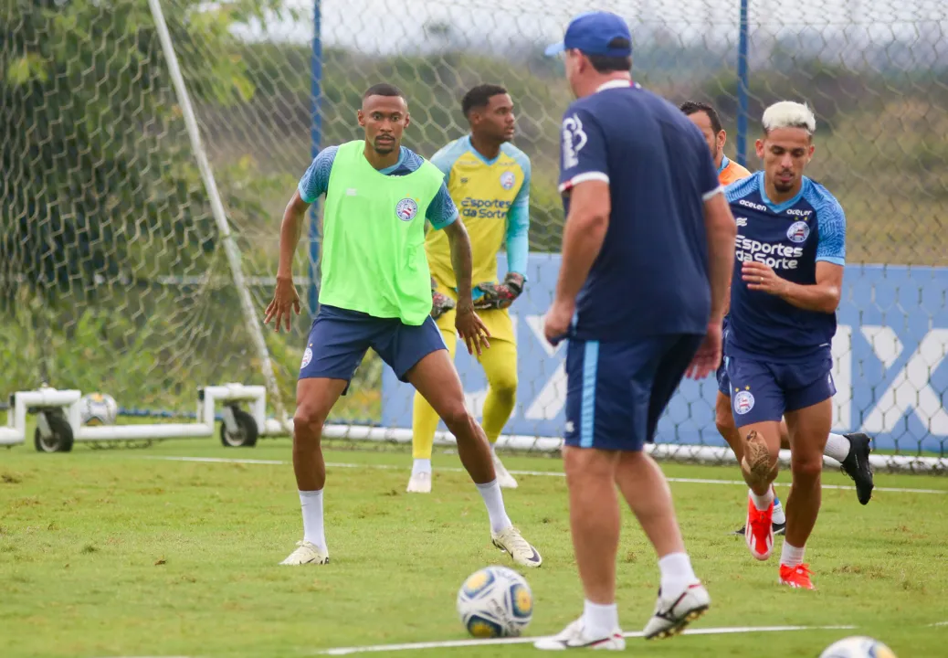 Rogério Ceni comanda treino do Bahia no CT Evaristo de Macedo