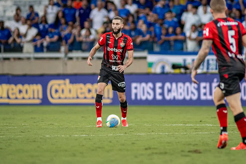 Vitória tenta se recuperar na temporada diante do Botafogo