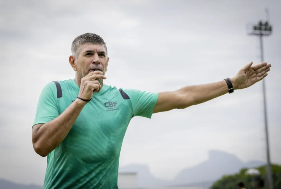 CBF anuncia novidades na arbitragem para o início do Brasileirão.