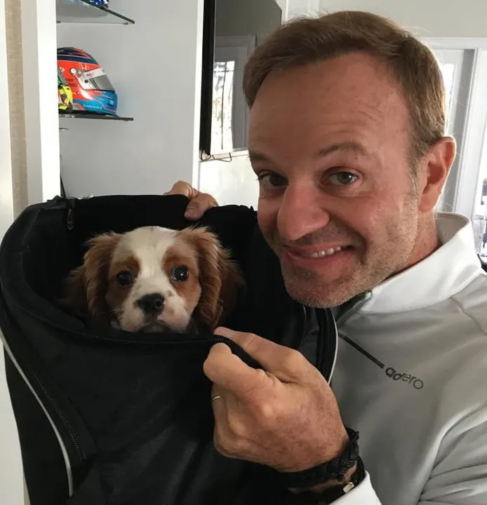 Barrichello lamentou despedida nas redes sociais