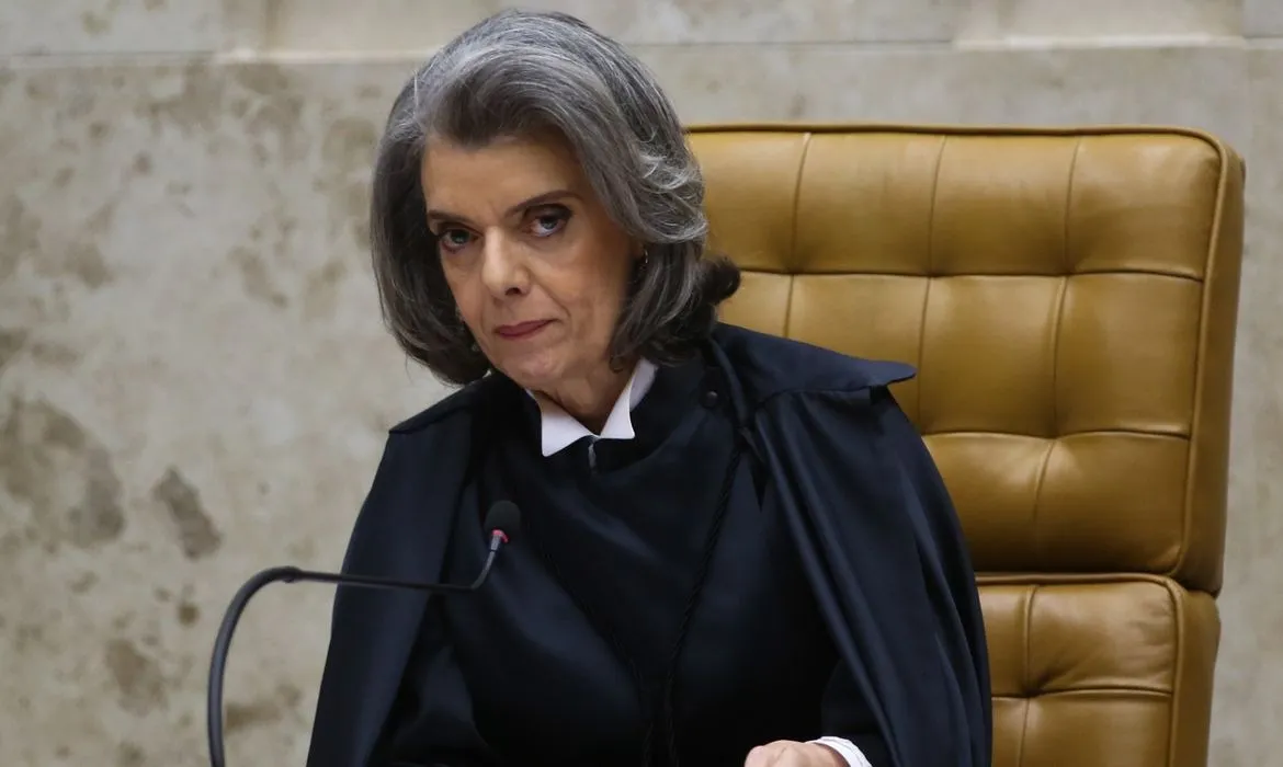 Cármen Lúcia será a nova presidente do TSE