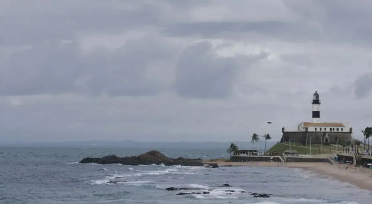 Tempo no Farol da Barra