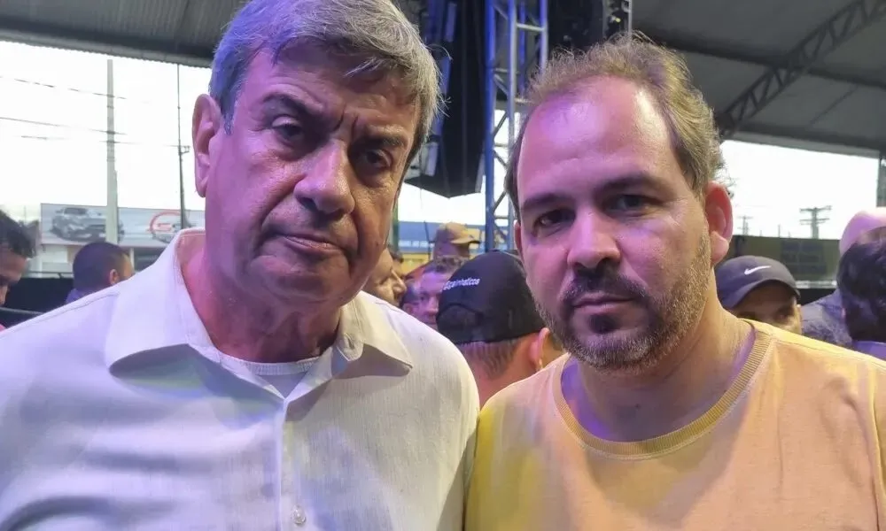 Prefeito de Feira de Santana, Colbert Martins, e o procurador geral do município, Guga Leal