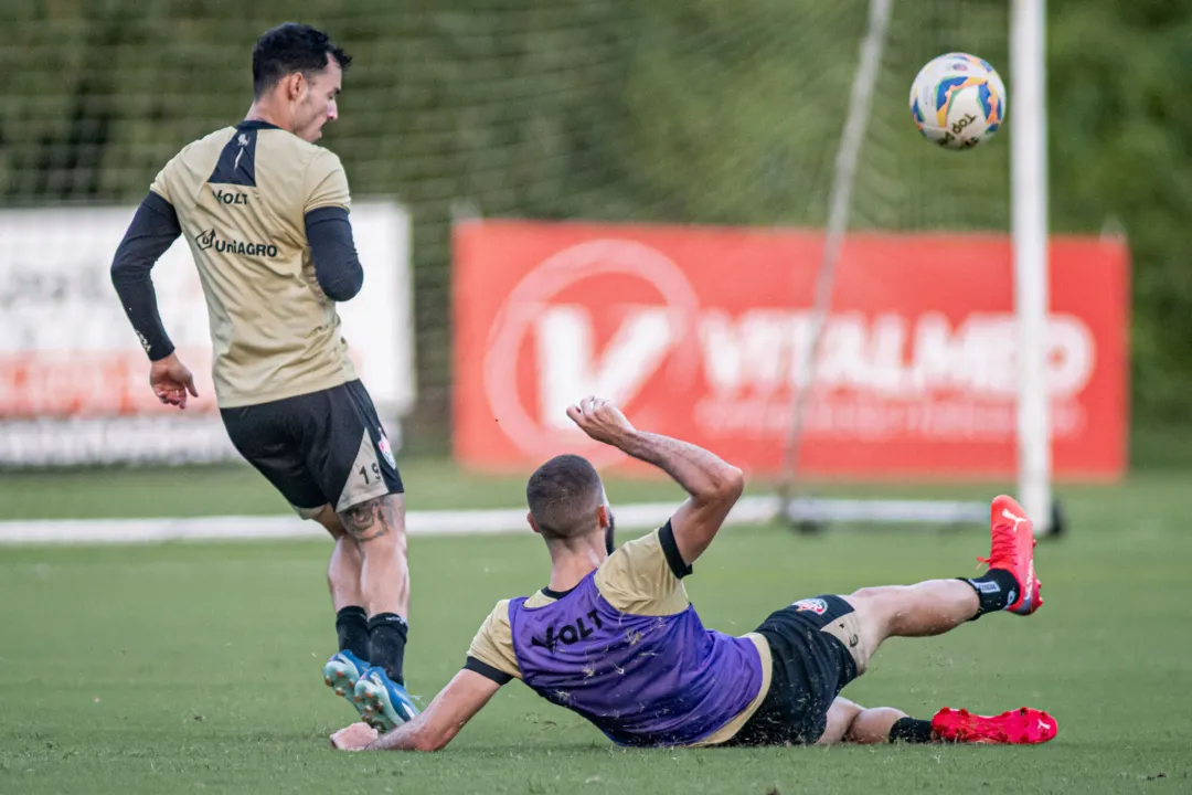 Treino do Vitória no CT Manoel Pontes Tanajura