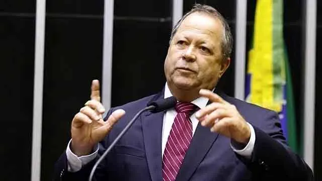 Depois que o processo for instaurado será sorteada a lista tríplice para escolher o relator