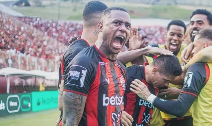 Dudu deve reforçar o Vitória no duelo contra o Botafogo, pela Copa do Brasil.