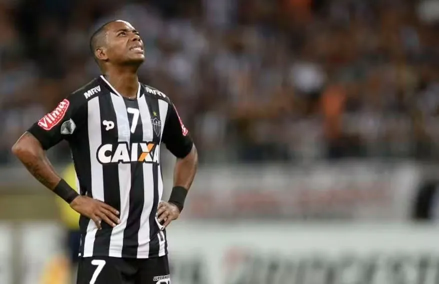 Defesa do ex-jogador Robinho entrou com um recurso no STJ