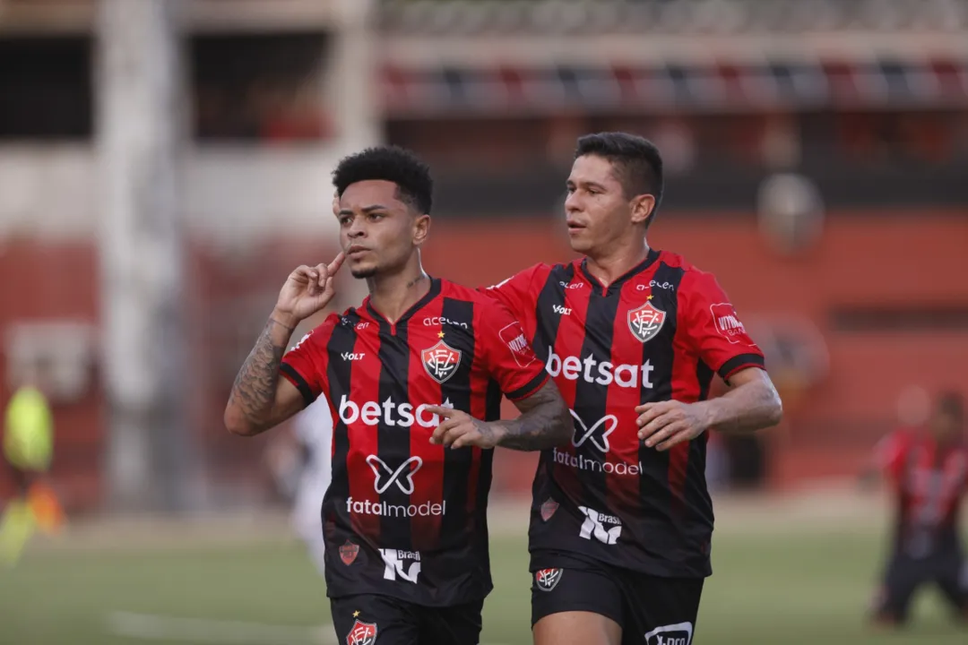 Matheusinho marcou o primeiro gol do Vitória no Ba-Vi deste domingo, 21.