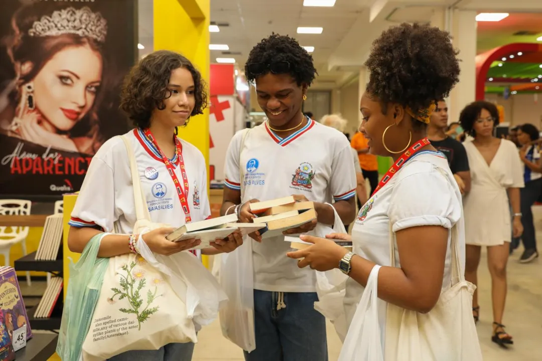 Editoras das universidades estaduais da Bahia também promoveram uma série de atividades durante a bienal