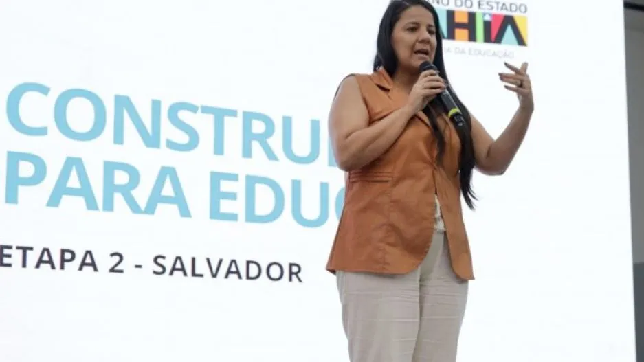 Secretária da educação do estado, Rowenna Brito, falou sobre o projeto