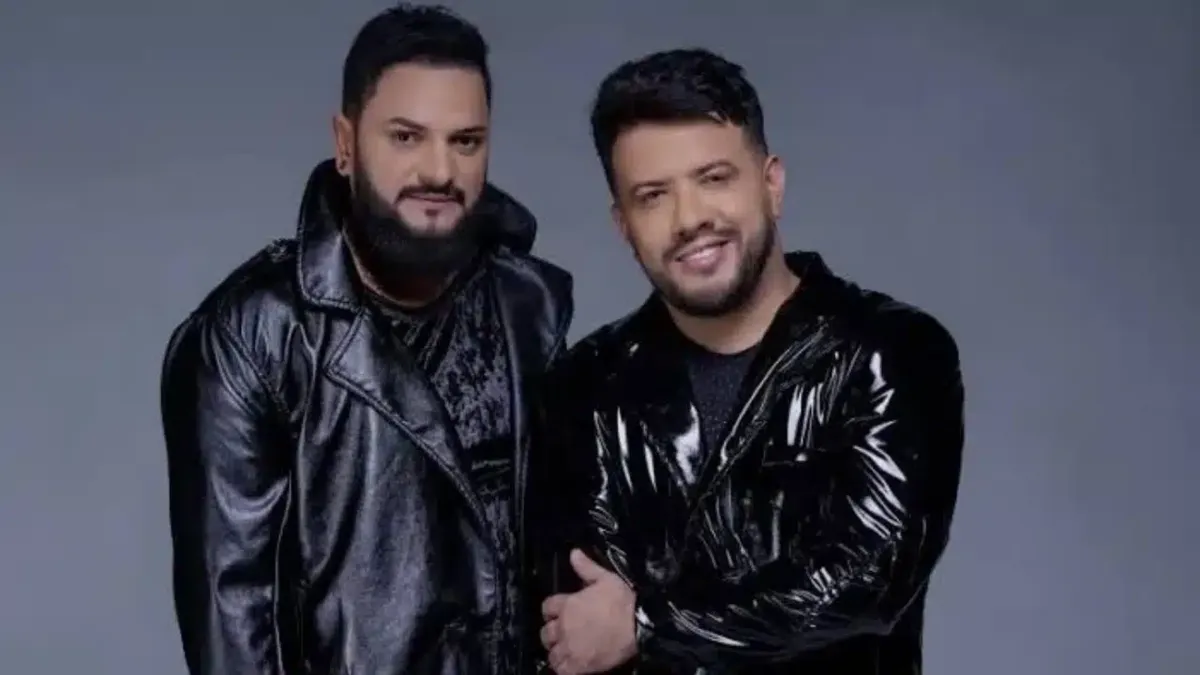 Imagem ilustrativa da imagem Estrutura que levantava sertanejo despenca com o cantor durante show