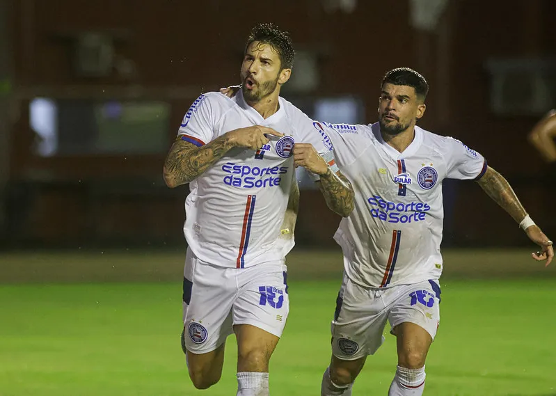 Everaldo marcou o gol de empate do Bahia contra o Vitória, neste domingo, 21.