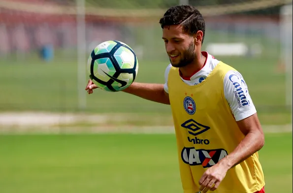 Juninho Capixaba nos tempos de Esporte Clube Bahia.