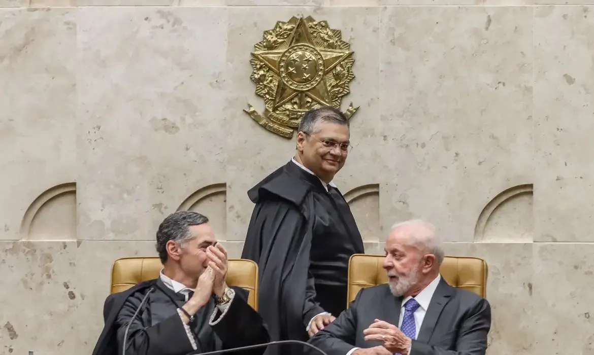 Ex-ministro da Justiça tomou posse na Suprema Corte nesta quinta-feira, 22