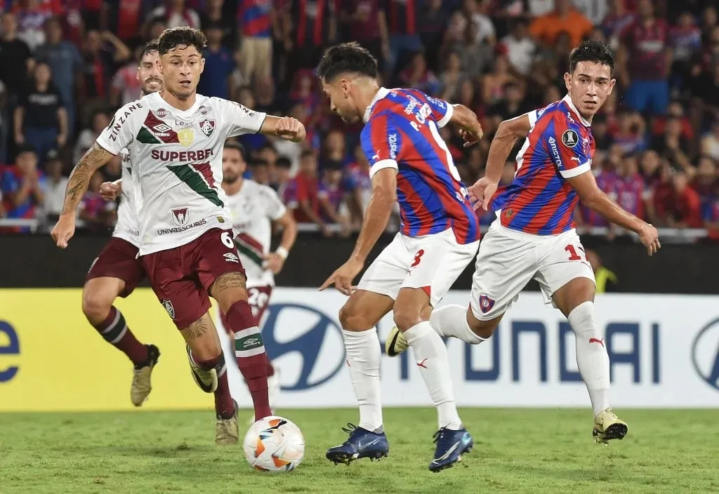 Imagem ilustrativa da imagem Fluminense empata com Cerro Porteño e lidera Grupo A da Libertadores